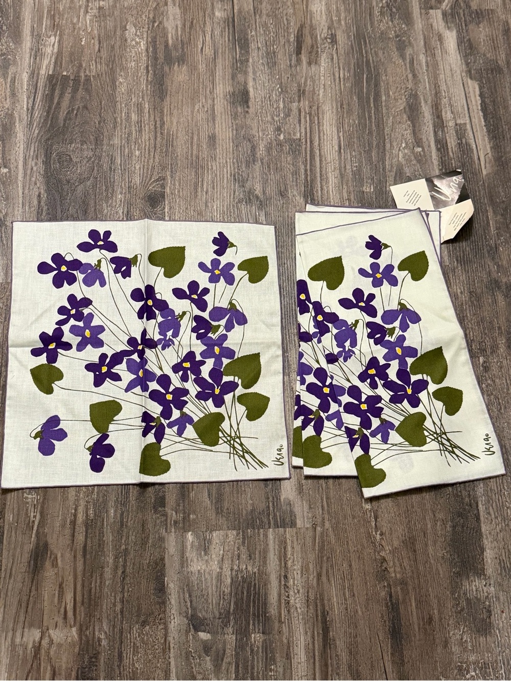 Vera Neumann Vintage Floral Cloth Napkins (4)